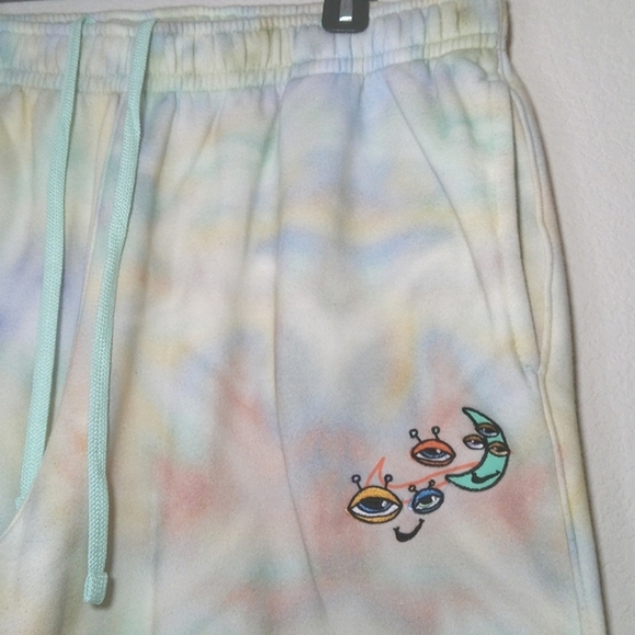 Nike pastel tie dye sweatsuit matching set. Unique alien embroidered design 2XL - Picture 8 of 15